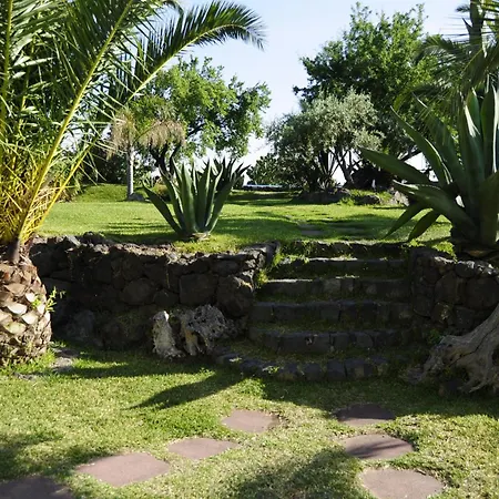 Mendolito Villa Santa Maria di Licodia