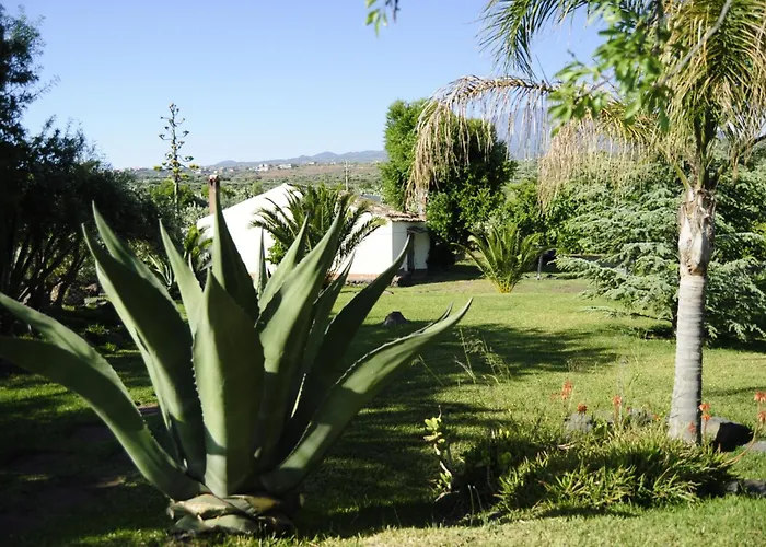 Mendolito Villa *